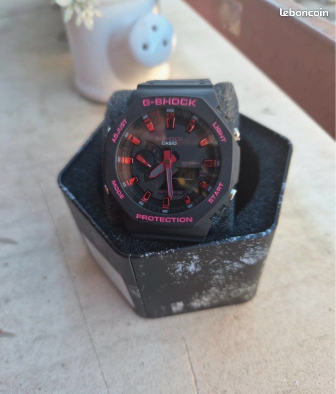 Montre Casio G-Shock pour homme, rouge et noire (image 4)