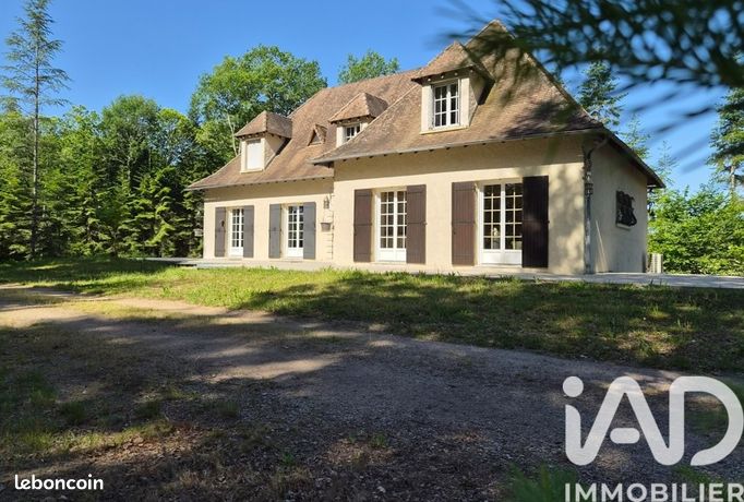 Maison 5 pièces 151 m²