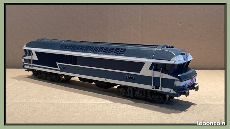 JOUEF HO locomotive diesel CC 72001 # 8571