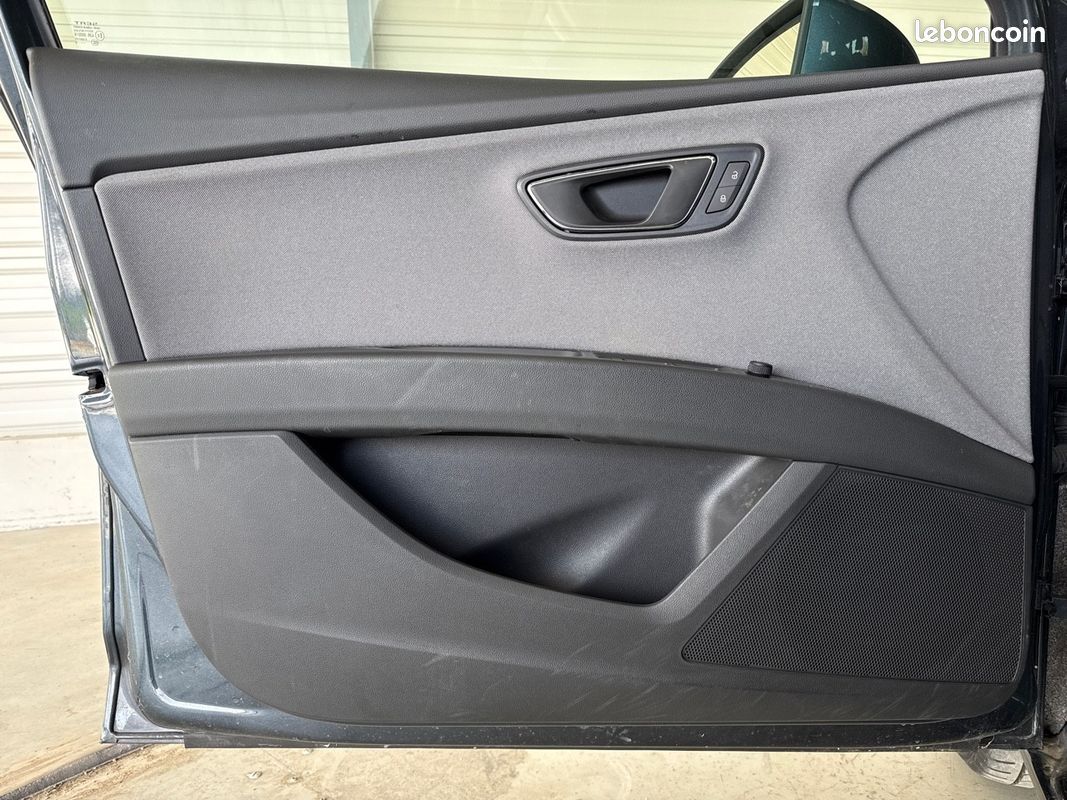 SEAT Leon 1.5 TGI 130 Start/Stop DSG7 Style Business (image 21)