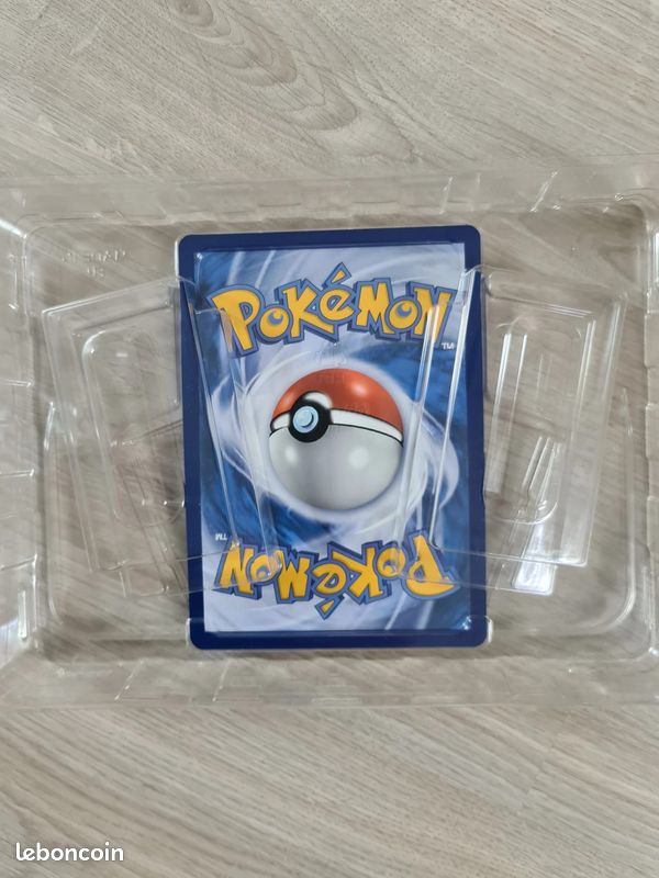 PkPack – Lot De 3 Cartes Pokémon Géantes Jumbo XL – Version Française, Brillantes, Aléatoires, Cadeau Idéal