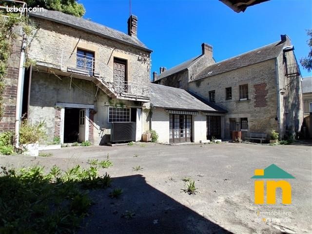 Maison 8 pièces 167 m² · à Merlerault-le-Pin · 167 m² · 115 000 €