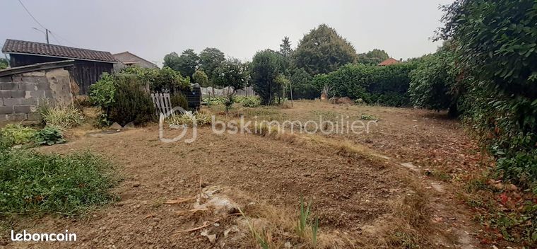 Terrain 425 m² Lavardac