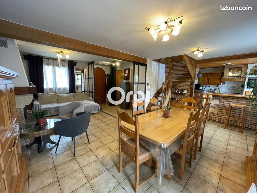 Maison 4 pièces 90 m² · à Rosult · 90 m² · 294 000 €
