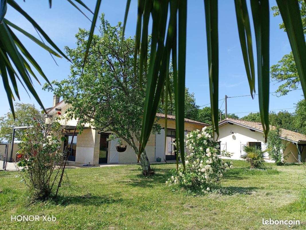 Maison 5 pièces 158 m² · à Bourg · 158 m² · 275 000 €