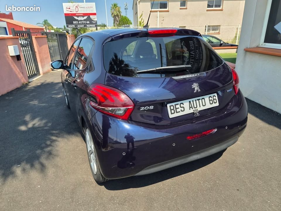 Peugeot 208 1.6 BLUEHDI 100CH STYLE 5P (image 7)