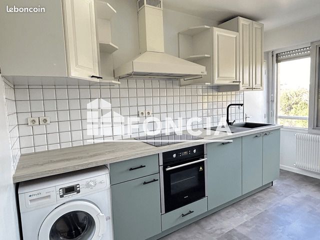 Appartement 4 pièces 93 m² · à Limoges · 93 m² · 850 €