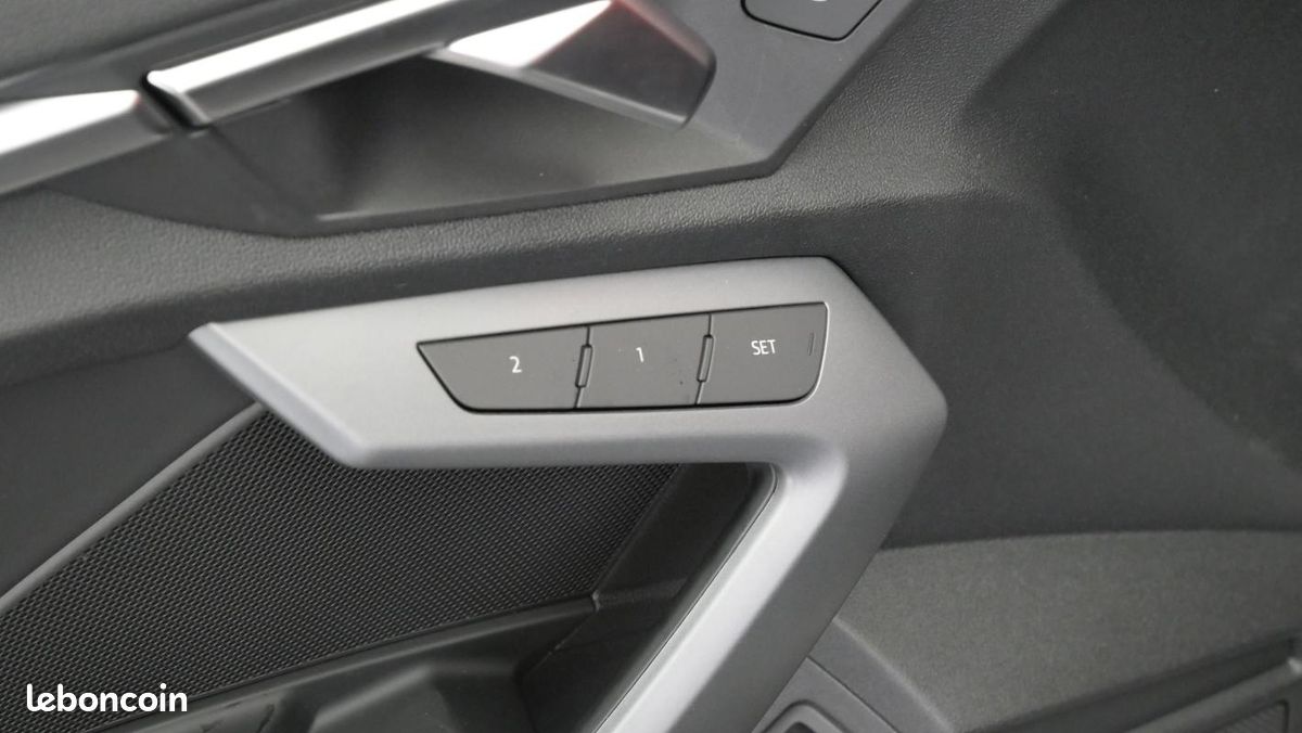 Audi A3 ALLSTREET TFSI e Hybride rechargeable 204 S tronic 6 Avus (image 26)