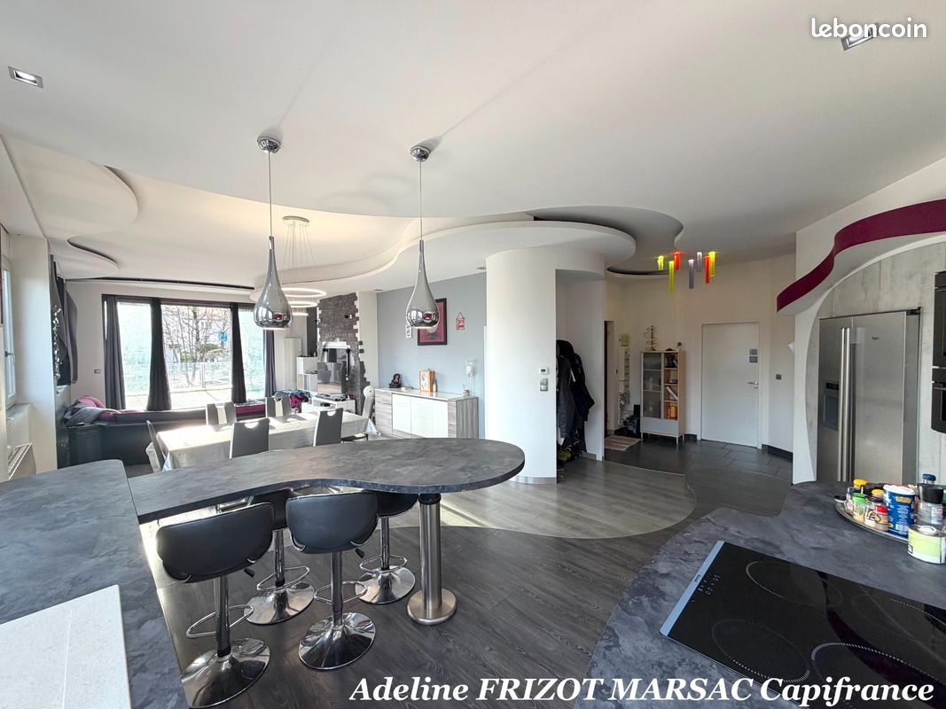 Appartement 4 pièces 130 m² · à Saint-Étienne · 130 m² · 177 000 €