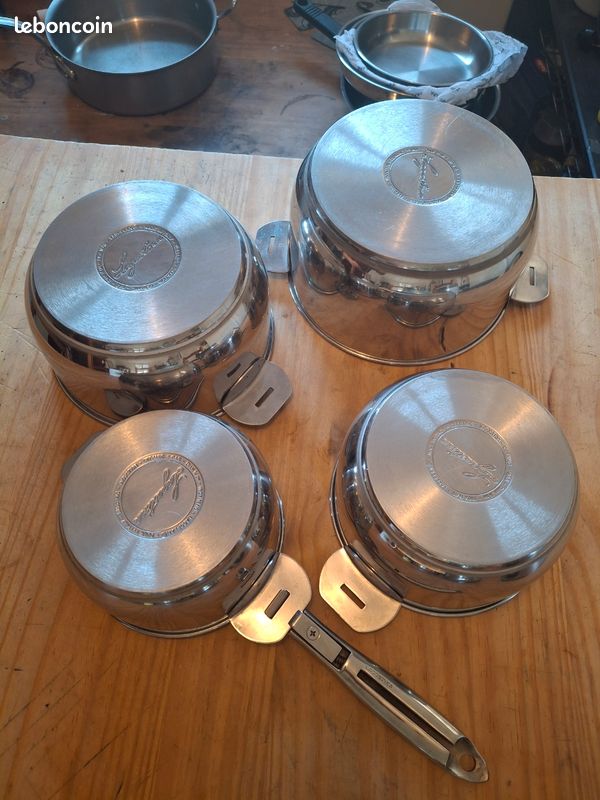 Set 4 Casseroles Inox 18/20 Cm + Poignée Amovible – Compatible Induction – Économie D’Espace 75% – Couvercle Verre Trempé