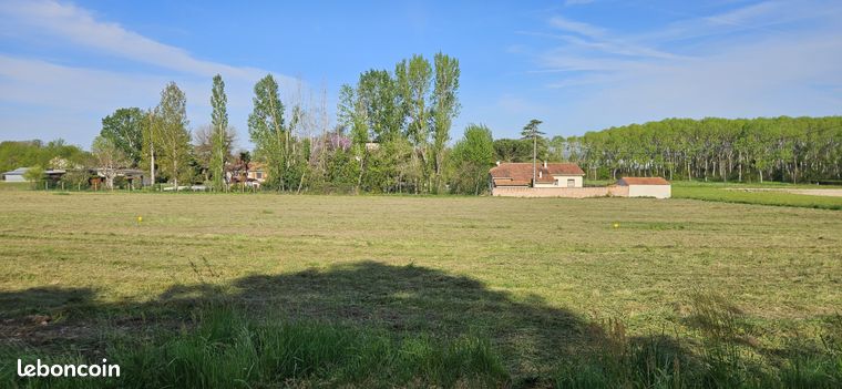 Terrain 728 m² Albi