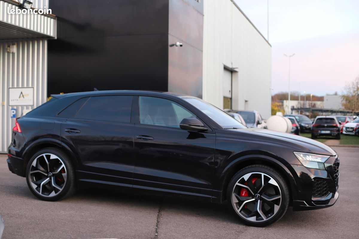 AUDI RS Q8 Tiptronic 8 quattro (image 8)