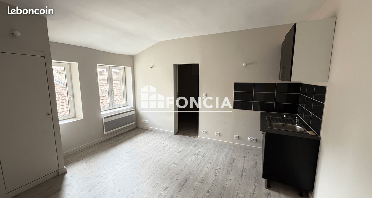 Appartement 1 pièce 28 m² · à Saint-Étienne · 28 m² · 366 €/mois
