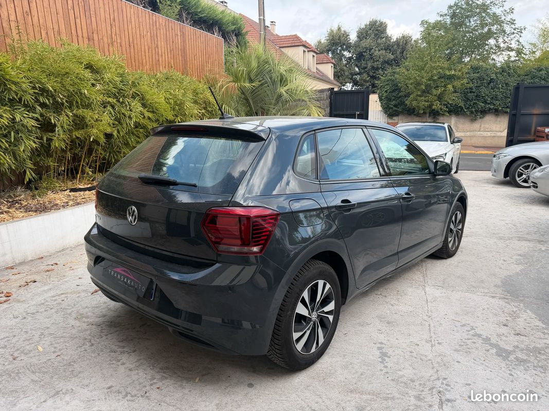 Volkswagen POLO VI Confortline Business / Apple CarPlay / Régulateur de vitesse (image 5)