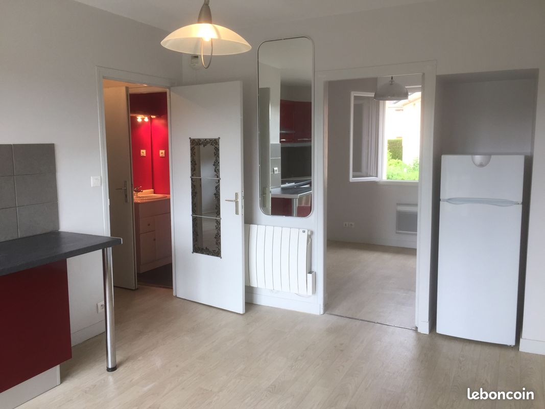 Joli petit T3 ensoleillé très équipé - Le Palais-sur-Vienne 87410 (image principale 4)