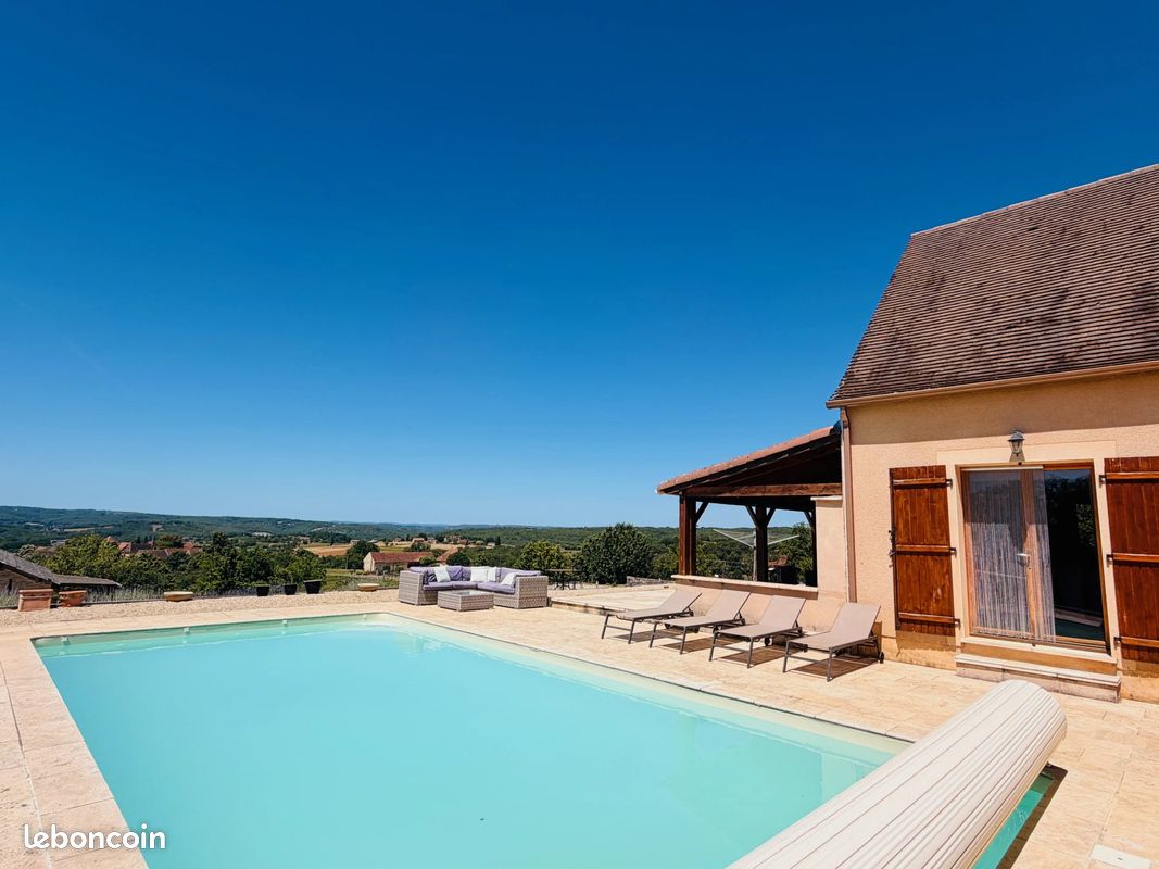 Maison 6 pièces 141 m² · à Gourdon · 141 m² · 350 000 €