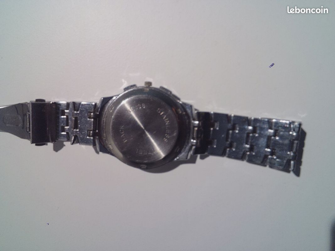 Montre pour homme et femme (image 1)