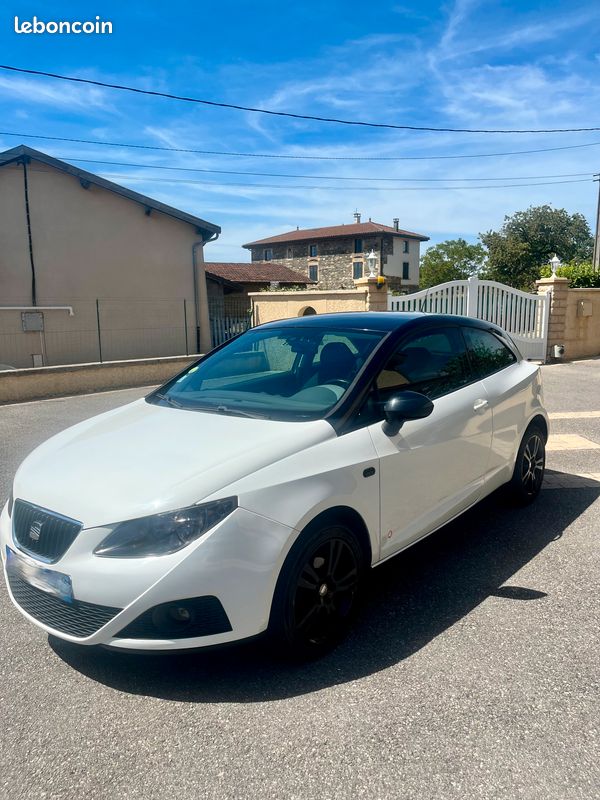 Seat Ibiza 1.6 TDI 90 ch (image 2)