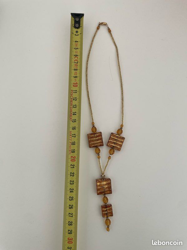 Collier perles et carres ambrés (image 6)