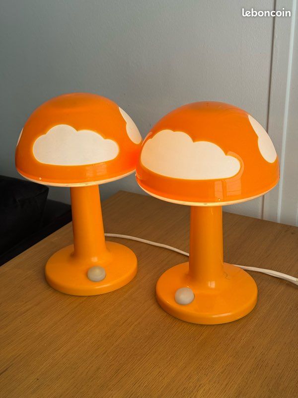 Lampe de chevet IKEA Skojig orange