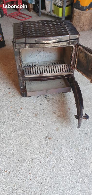 Vends 1 poêle en fonte (image 2)