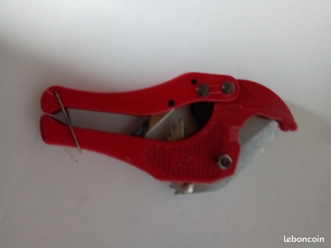 Pince coupe tube Multicouche (image 1)