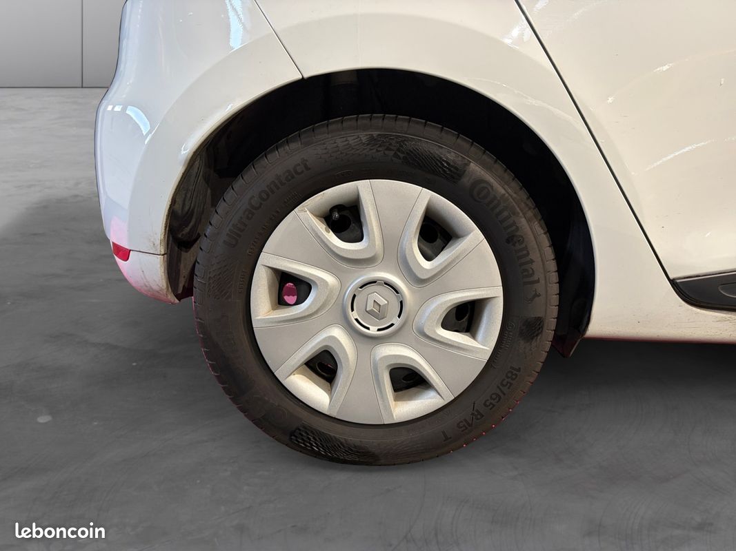 RENAULT CLIO IV 1.5 DCI 75 LIFE SOCIETE 75Ch Garantie 12 mois (image 17)