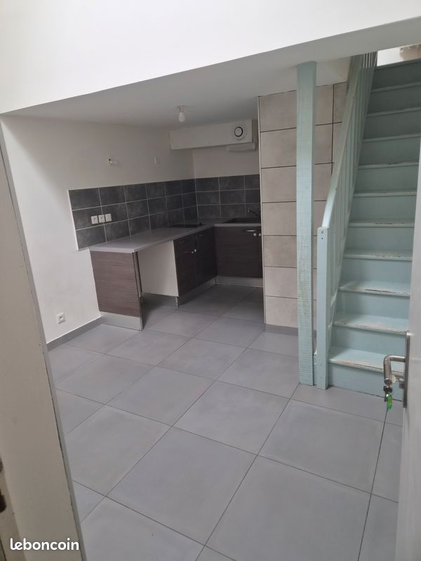 Appartement 2 pièces 22 m² · à Bourg-en-Bresse · 22 m² · 475 €