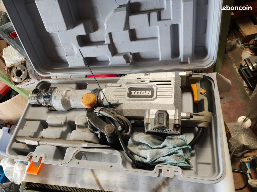 Marteau piqueur Titan TTB811DRH (image 3)