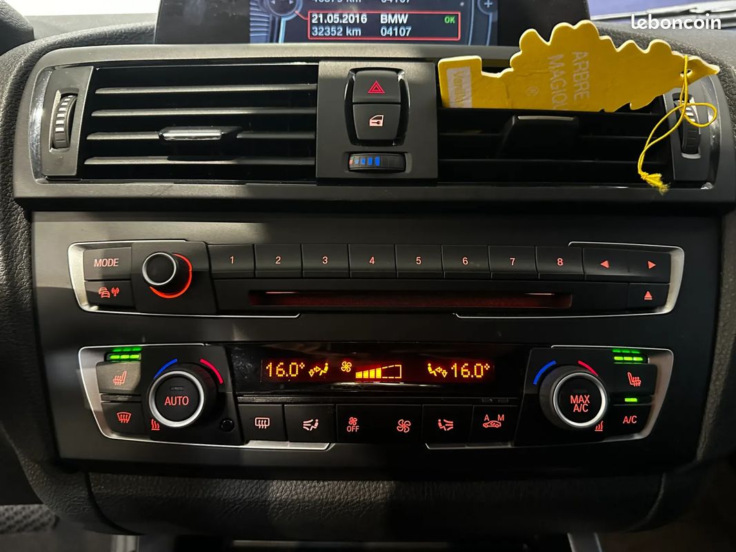 BMW Série 1 M135I 320ch - 2014 - 78 900 km - Suivi complet - Faible kilométrage (image 19)