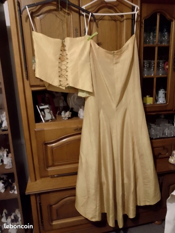 Ensemble fiesta acheter en Espagne jamais porté acheter 230 euros en boutique de mariée je le vend 100 euros (image 3)