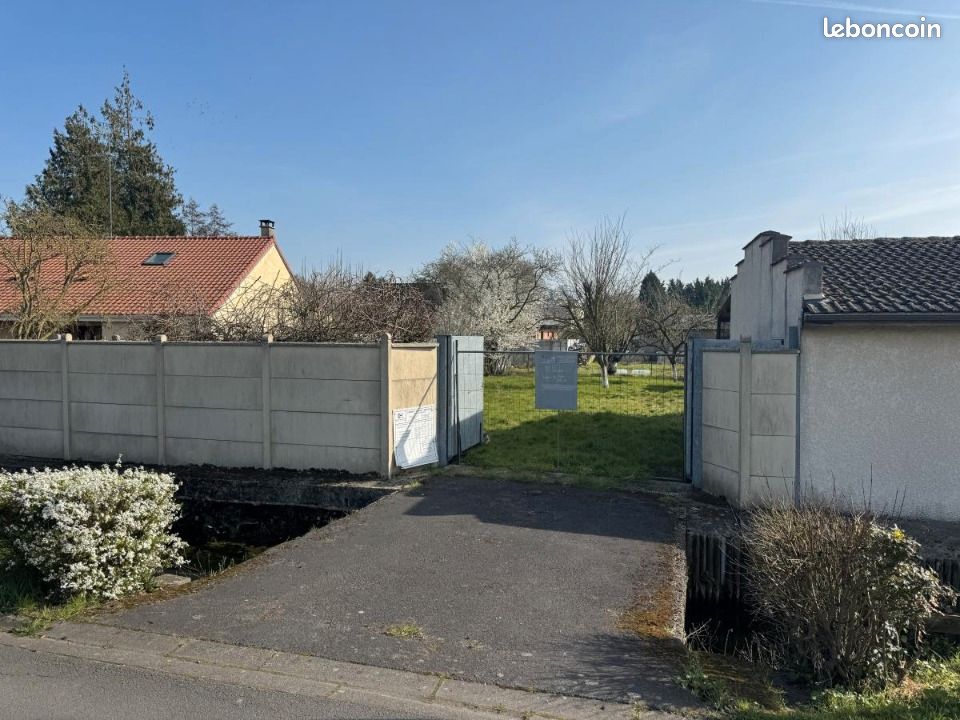 Terrain 710 m² Cambrai · 44 000 €