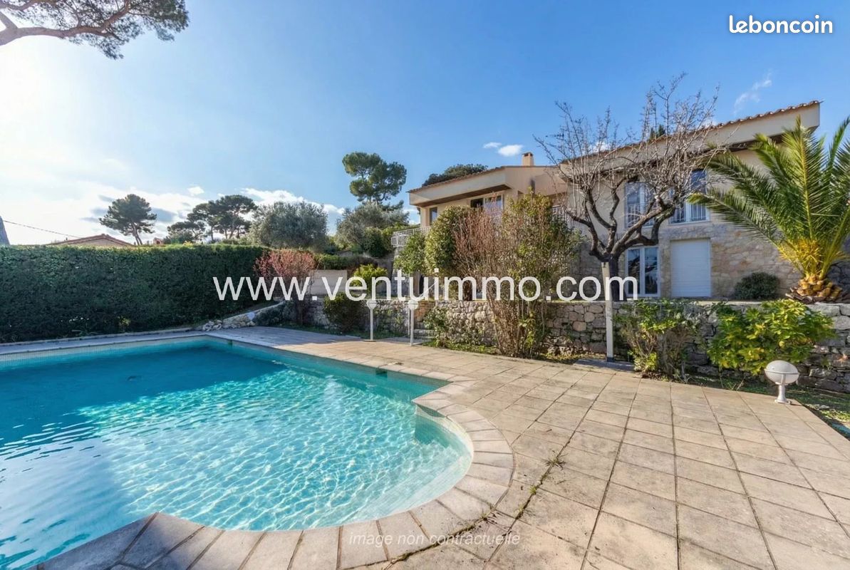 Maison 4 pièces 111 m² · à Mougins · 111 m² · 695 000 €
