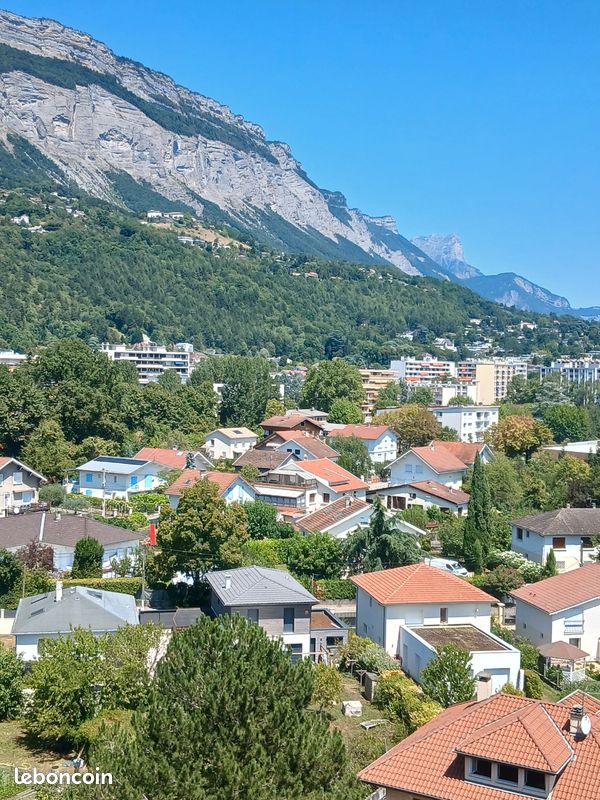 Appartement 3 pièces 70 m² · à Meylan · 70 m² · 1 120 €