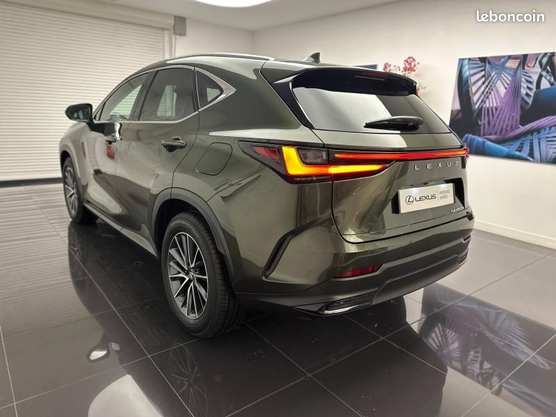 Lexus NX 450h+ Luxe 4WD MY25 (image 3)