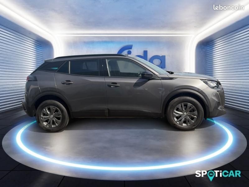Peugeot 2008 1.2 PureTech 100ch S&S Style (image 4)