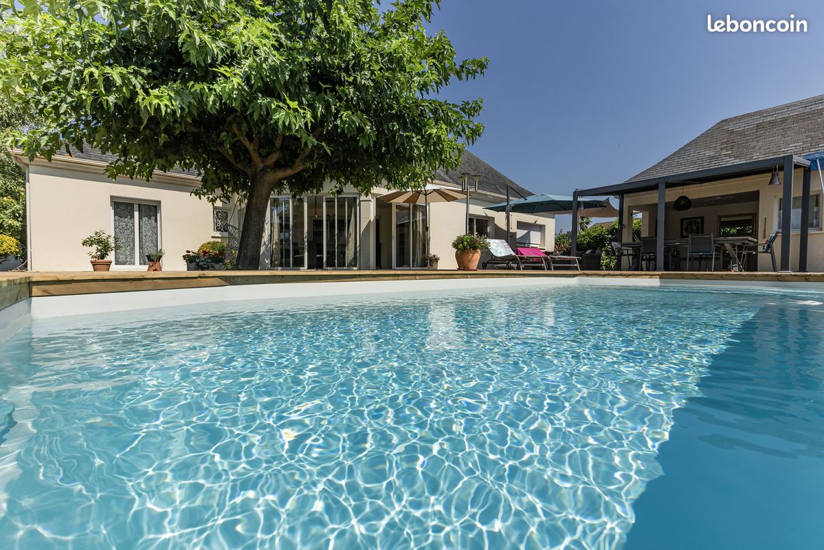 Maison 7 pièces 255 m² · à Mont · 255 m² · 495 000 €