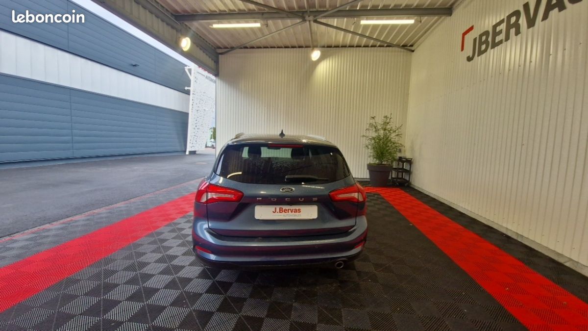 Ford Focus SW 1.5 ECOBLUE 120 SS TITANIUM X (image 6)
