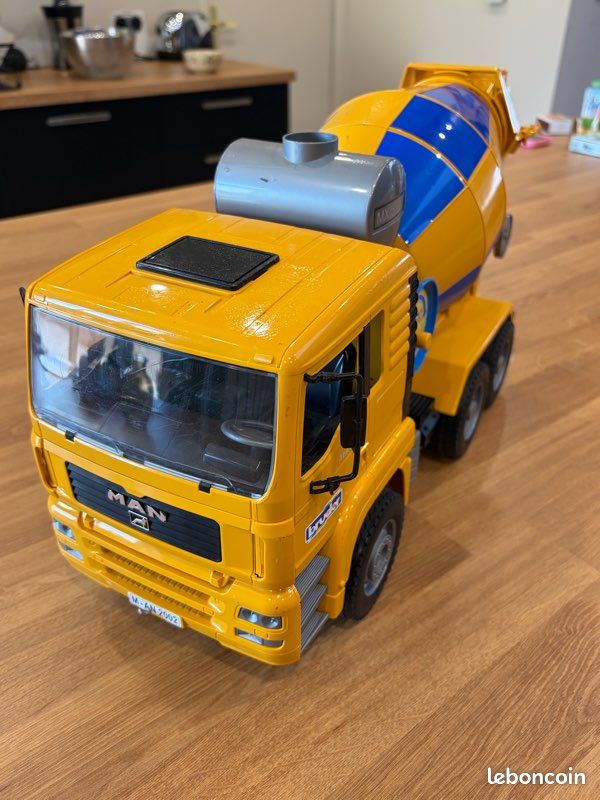 Camion toupie (image 2)