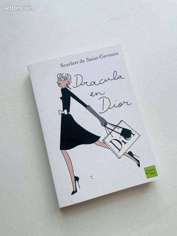 Livre Dracula en Dior – Scarlette de Saint Germain – Bon état (image 1)