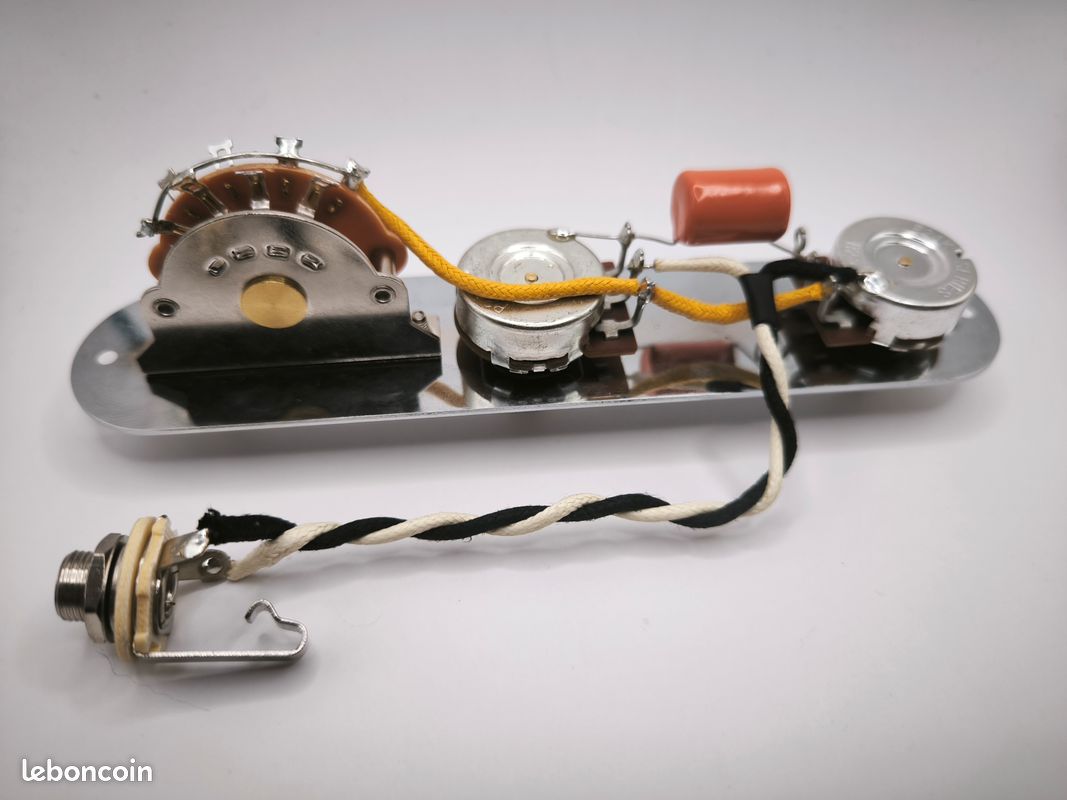 Kit électronique Telecaster® Standard Performance et pré-câblé pour guitare électrique (image 1)