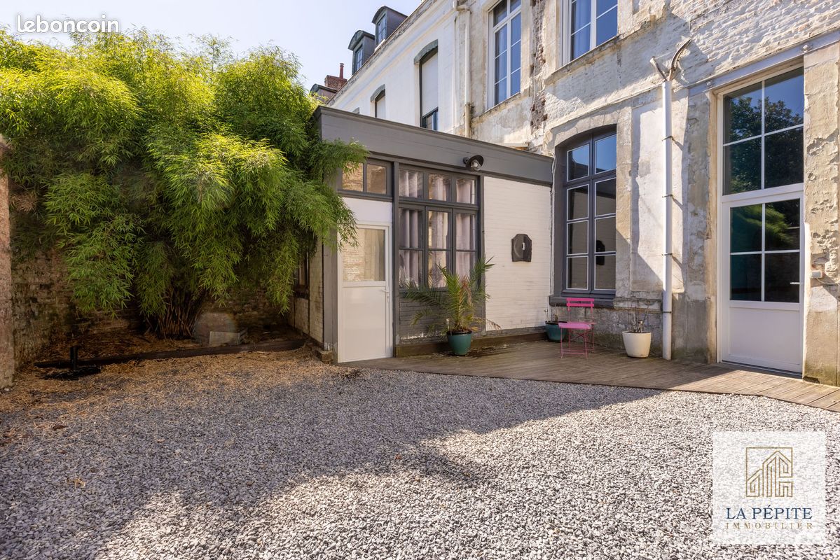 Maison 6 pièces 250 m² à Douai