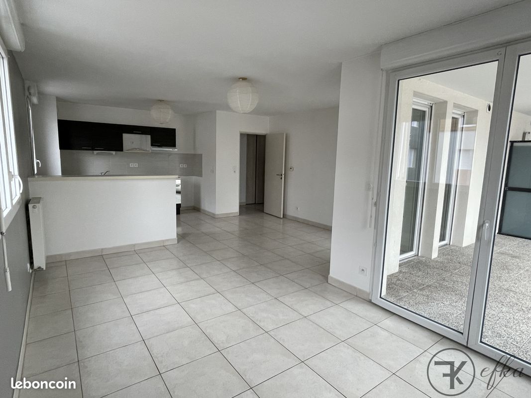 Appartement a louer montpellier - 3 pièce(s) - 69 m2 - Surfyn