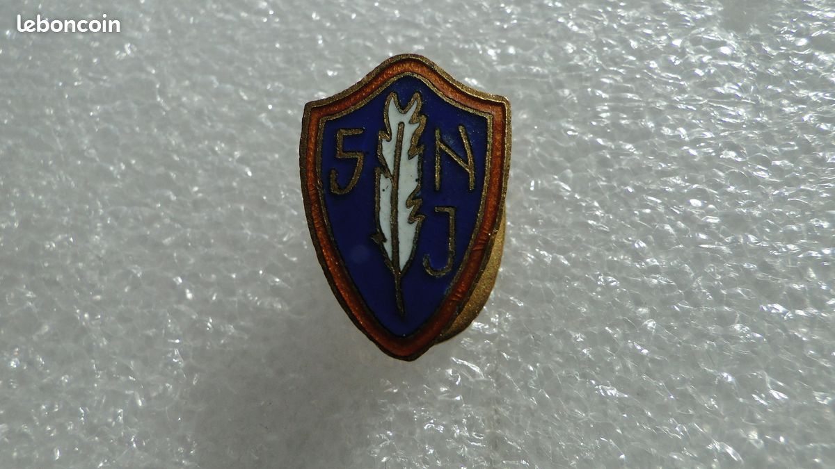 Ancienne Insigne Broche Blason De La Ville De Foix – Épinglette Vintage