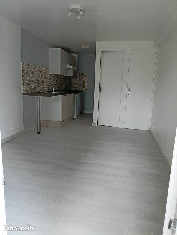 Appartement 1 pièce 18 m² · à Le Neubourg · 18 m² · 295 €