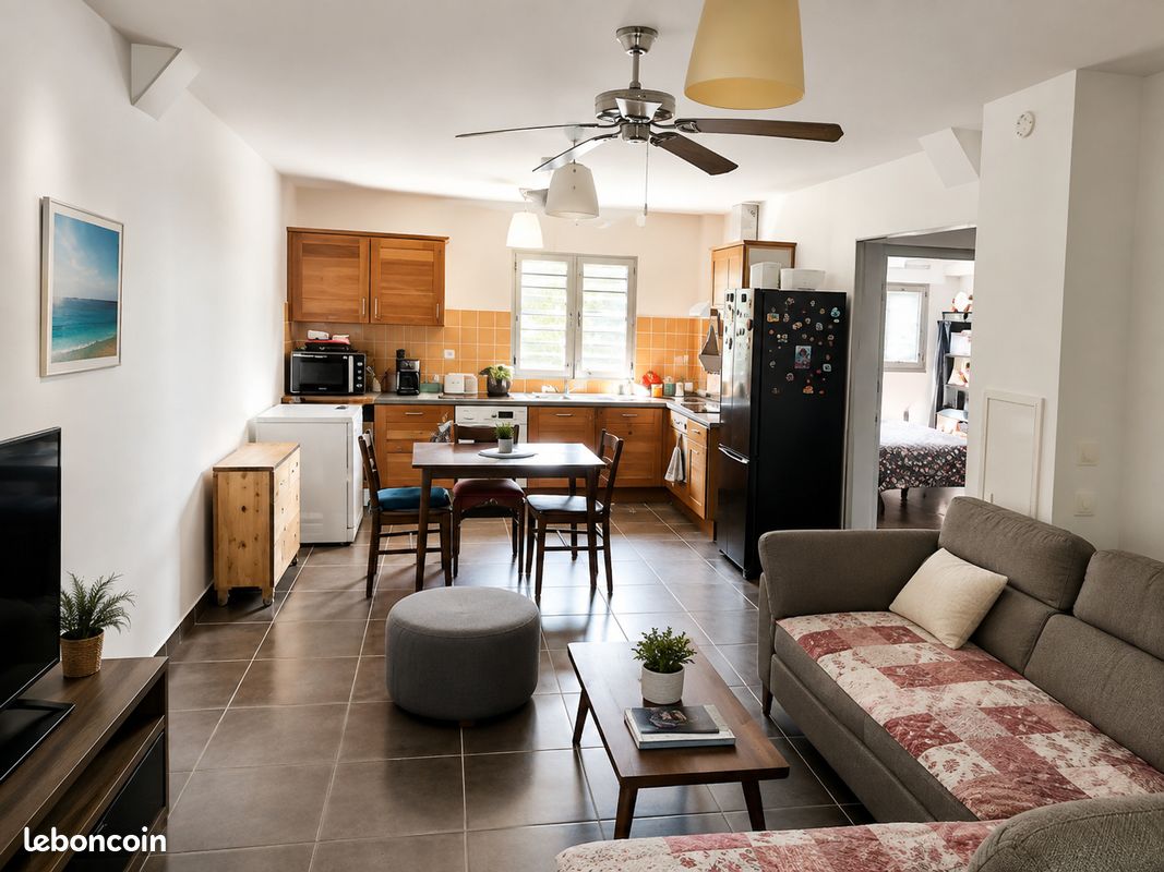 Appartement 3 pièces 87 m² · à Saint-Denis · 87 m² · 190 000 €