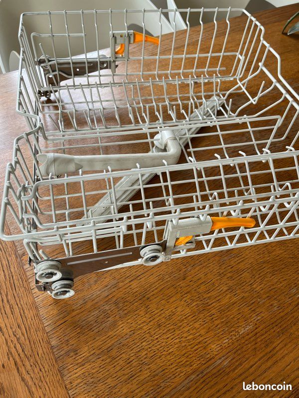 2 Pièce principale lave vaisselle Miele (image 1)