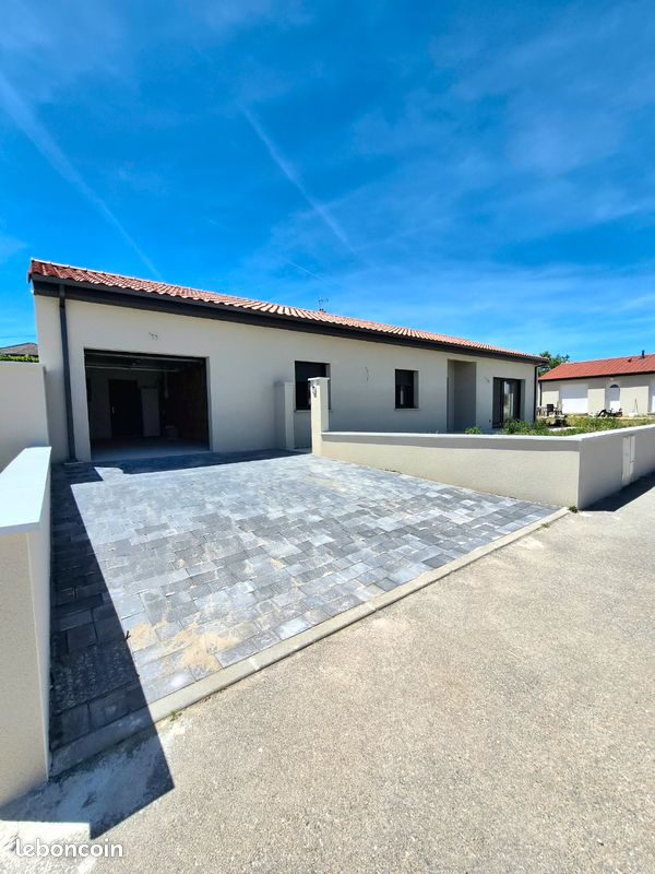 Maison 4 pièces 101 m² · à Roiffieux · 101 m² · 265 000 €
