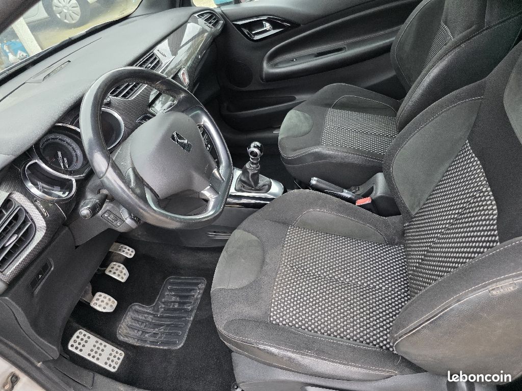 Citroën DS3 THP 150 Sport Chic (image 5)