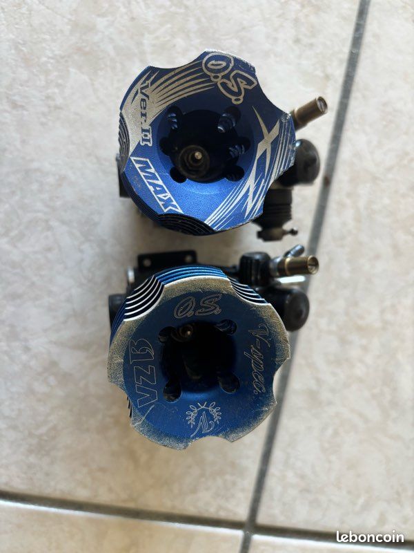 Moteur Thermique O.S MAX 21 Pour Modélisme RC Avec Échappement - Made In Japan (Occasion)